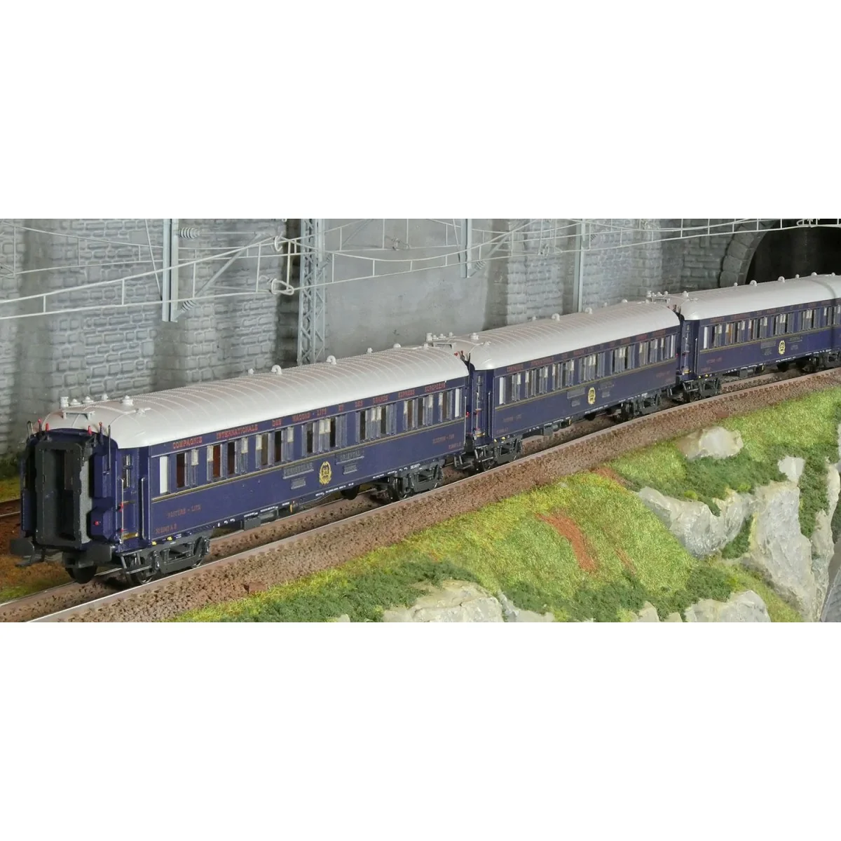 Models Word 1006-1 Set of 3 Bombay Express, CIWL, WL S2 sleeping ca...