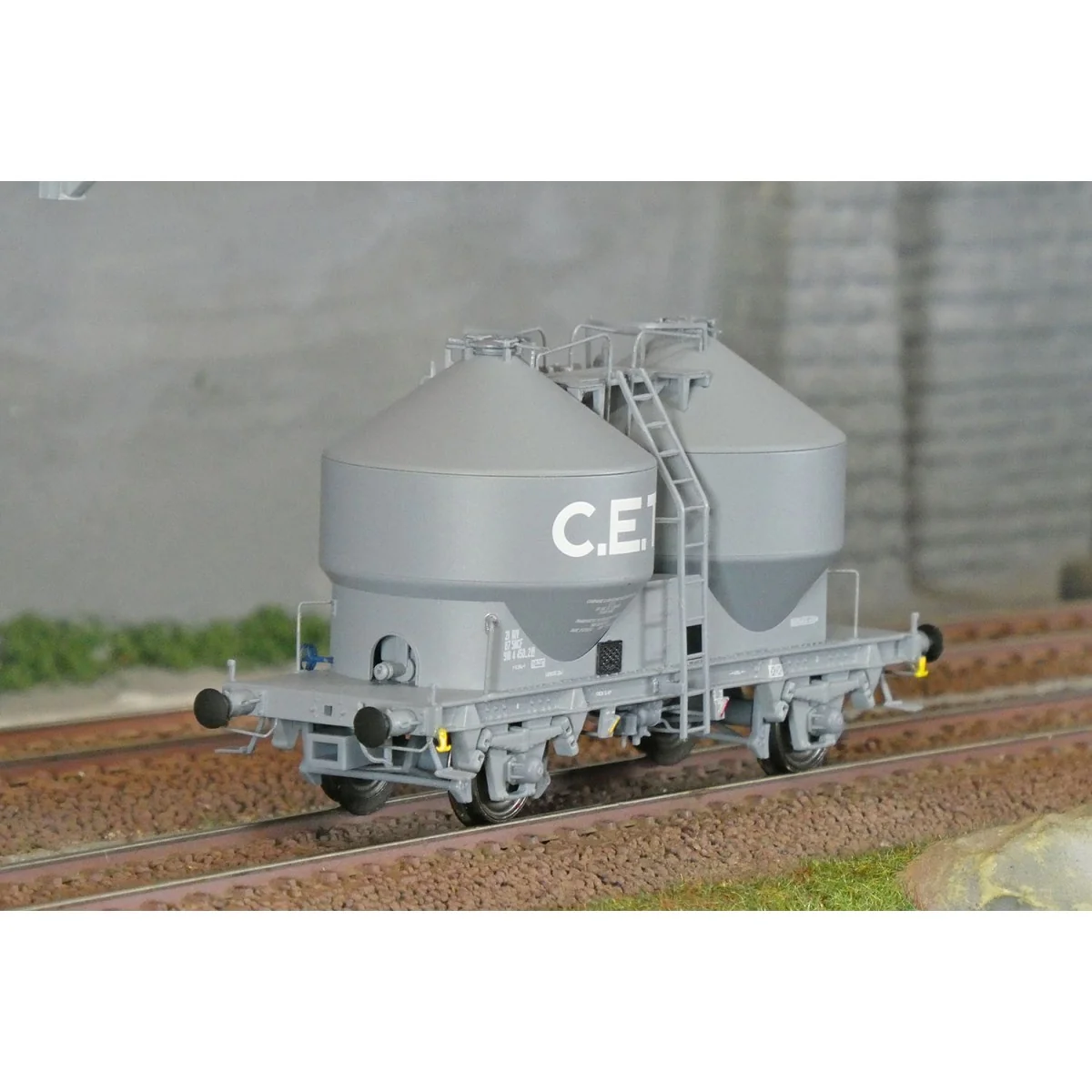 R37 HO43112 Wagons cimentier, C.E.T, ep. III Rail 37 - R37 R37_HO43112 - 1
