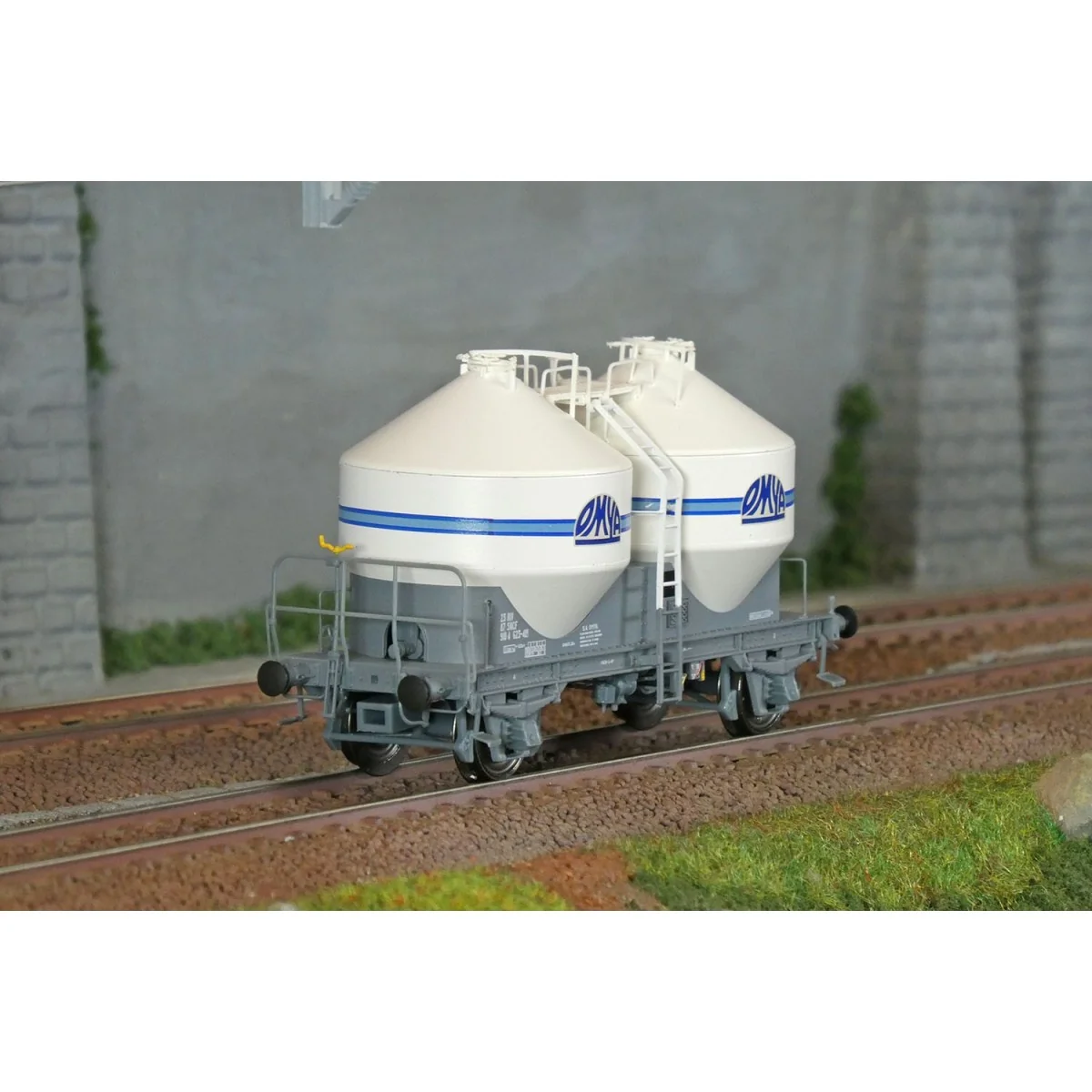 R37 HO43113 Cement wagons, OMYA, ep. IV R37 HO43113 Cement wagons, OMYA, ep. IV