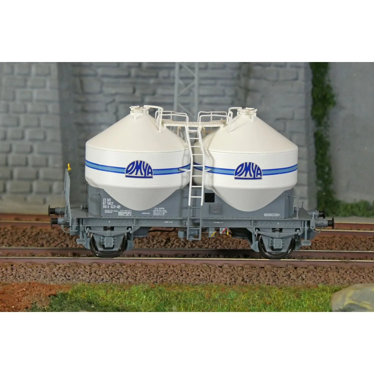 R37 HO43113 Cement wagons, OMYA, ep. IV R37 HO43113 Cement wagons, OMYA, ep. IV