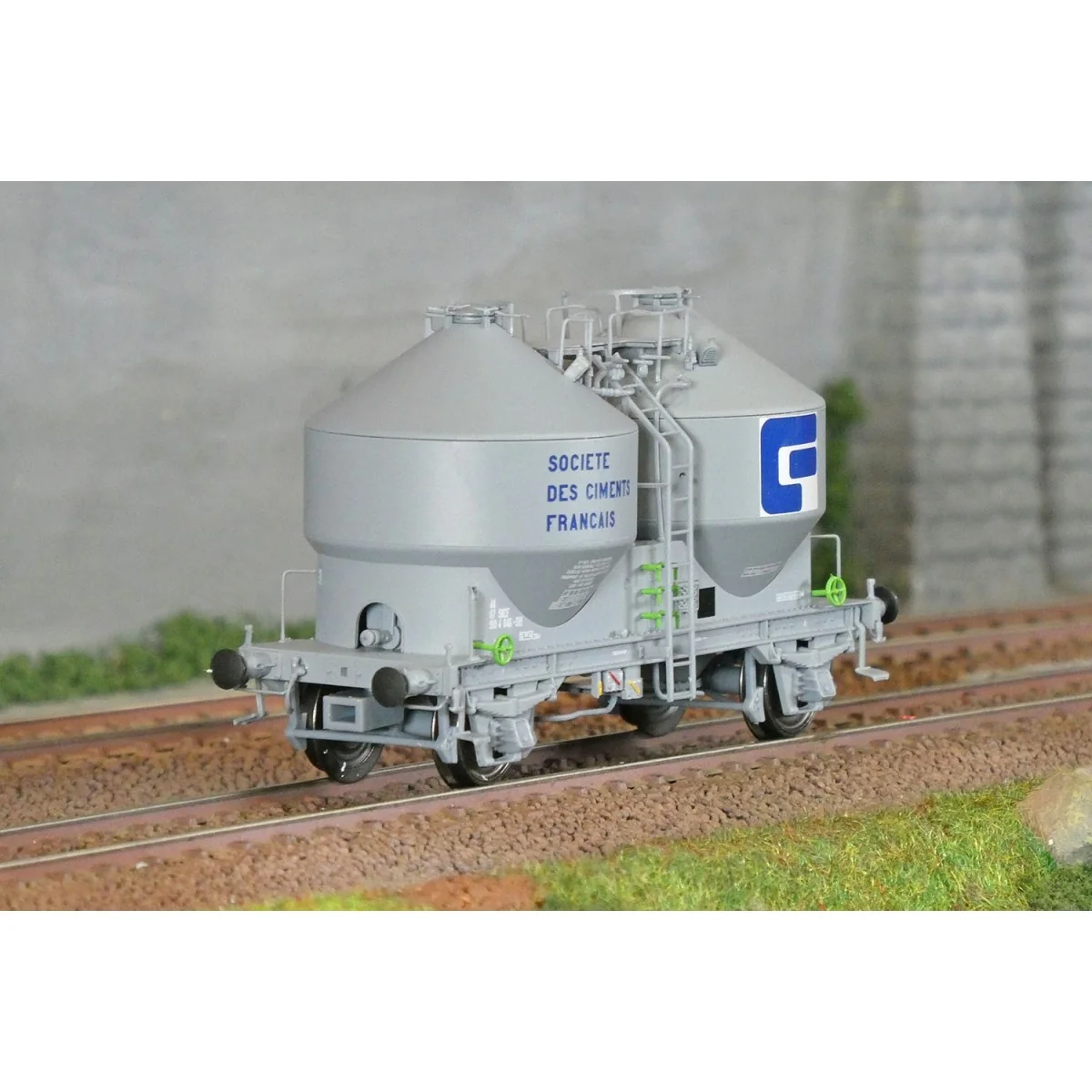 R37 HO43114 Cement wagons, Société DES CIMENTS FRANCAIS, ep. IV - R...
