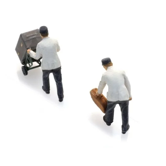 ARTI_7875010-Artitec 7875010 Paintable Figures, Dockworkers with Luggage