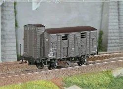 LS Models 31311 OCEM Kf 29 wagon, SNCF, brown livery with black roo...
