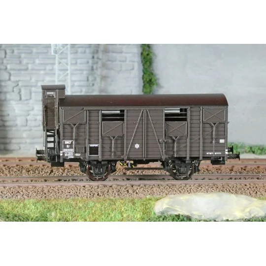 LS Models 31313 OCEM Kf 19 wagon, SNCF, brown livery with black roo... LSM_31313-LS Models 31313 OCEM Kf 19 wagon, SNCF, brown livery with black roof and guard's cabin, ep.IIIb