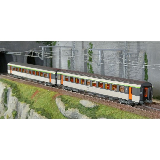 LSM_E200-LS Models E200 Set of 2 Corail VTU coaches, SNCF, B10tu / B11tu, framed logo, illuminated