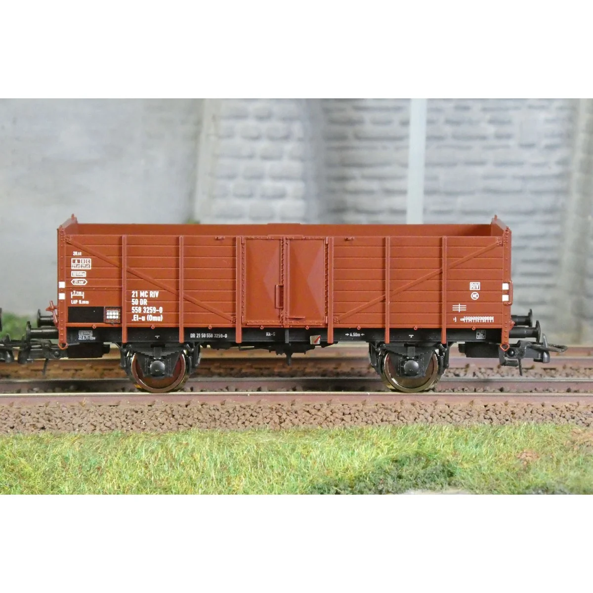 Roco 6600146 Set of 3 tipper wagons, type El-u (Omu), DR - Roco_660...