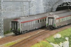 Set of 3 TEE "Jules Verne" coaches, SNCF, no. 2/2, illuminated, wit...