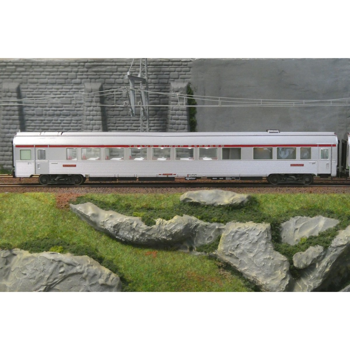 Set of 4 stainless steel TEE "Mistral 69" "Jules Verne" coaches, SN...