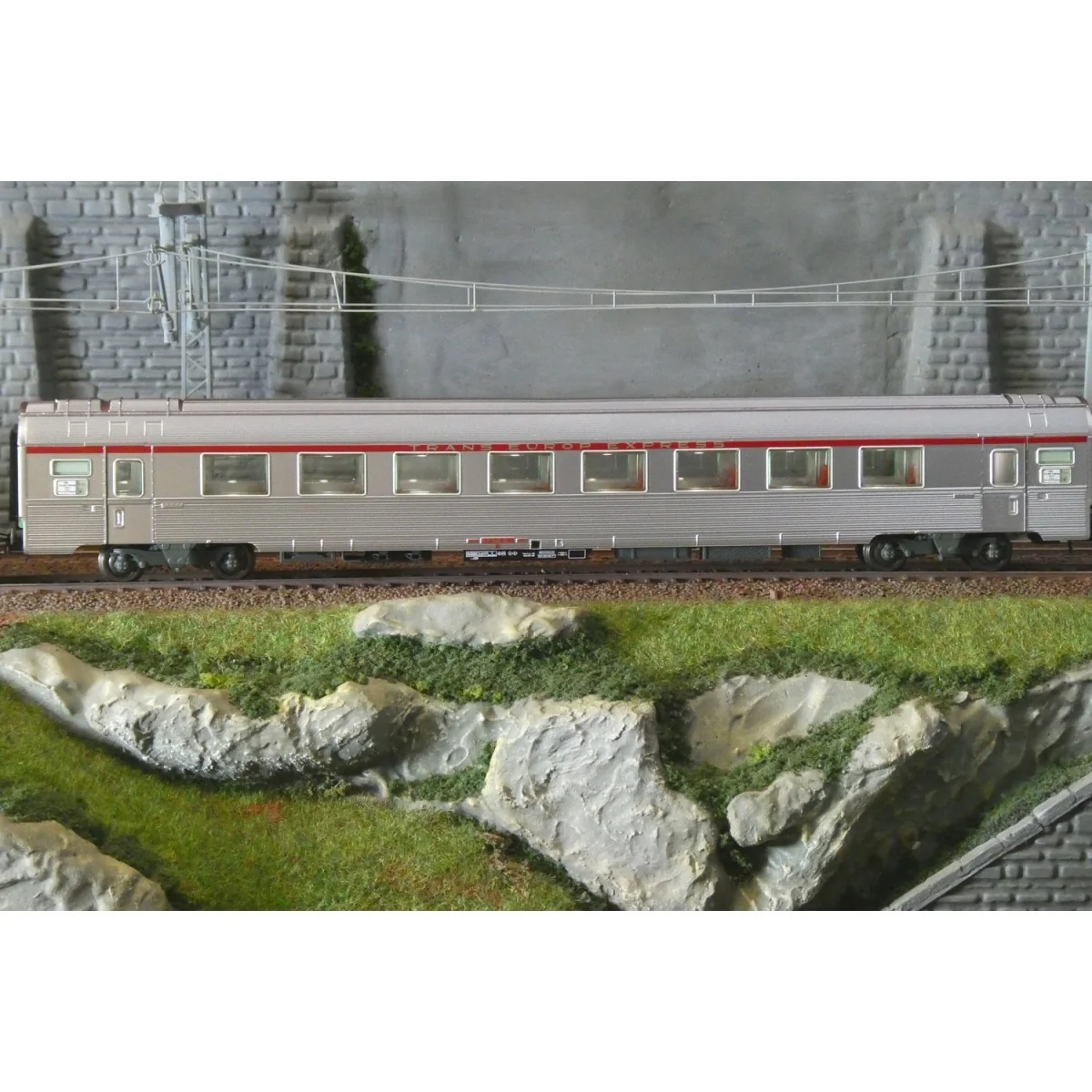 Coffret de 4 voitures Inox TEE "Mistral 69" « Jules Verne », SNCF, n.1/2, éclairé - Jouef HJ4205 Jouef HJ4205 - 6