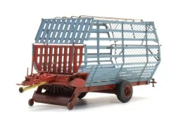 Artitec 387.637 Self-loading hay trailer