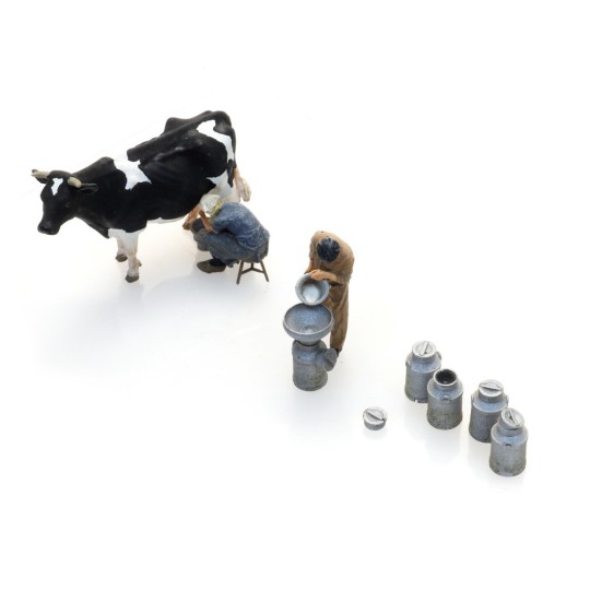 Arti_5870023-Artitec 5870023 Figures, Dairy Farmers with Cow and Milk Cans