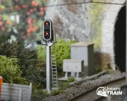 Signal SNCF type C, 5 feux (rouge/vert/rouge/jaune/blanc), MAFEN 91...