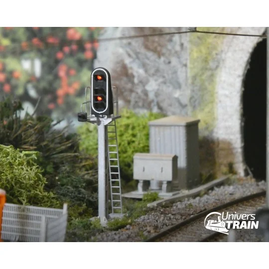 MAFEN_913205-Signal SNCF type C, 5 feux (rouge/vert/rouge/jaune/blanc), MAFEN 913205