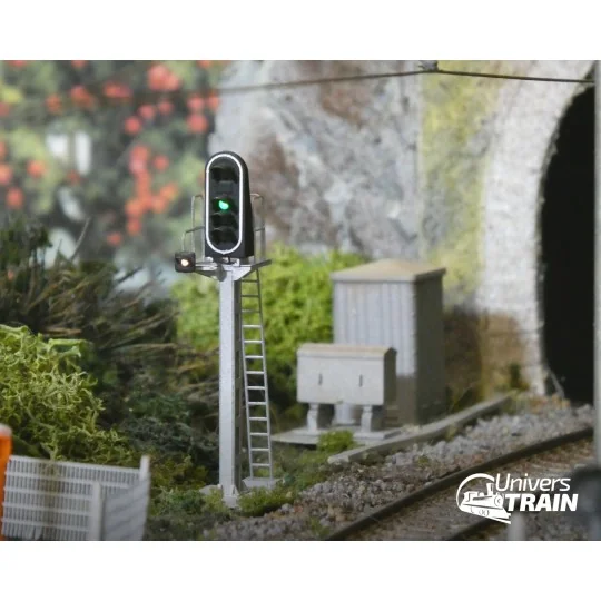 SNCF signal type C, 5 lights (red/green/red/yellow/white), MAFEN 91... MAFEN_913205-SNCF signal type C, 5 lights (red/green/red/yellow/white), MAFEN 913205