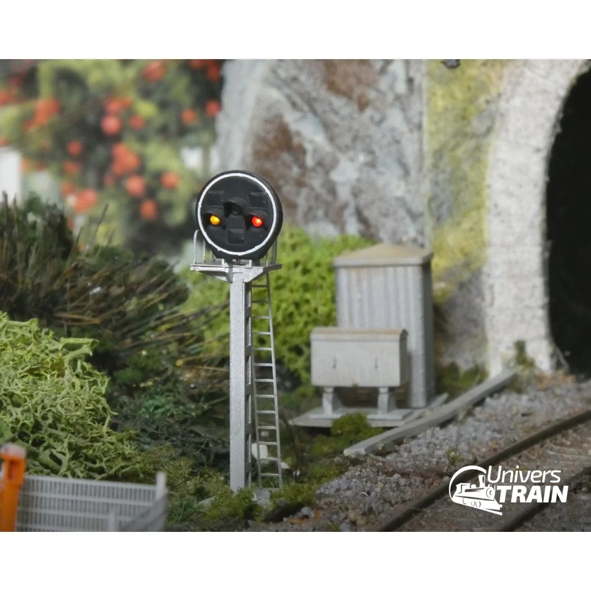 SNCF 3-light disc signal (green/yellow/red), MAFEN 913219 - MAFEN_9...