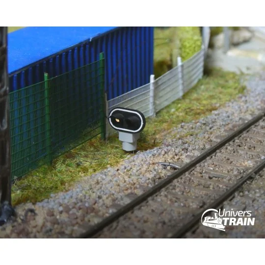 MAFEN_913223-SNCF dwarf signal, 2 lights (white + violet), MAFEN 913223