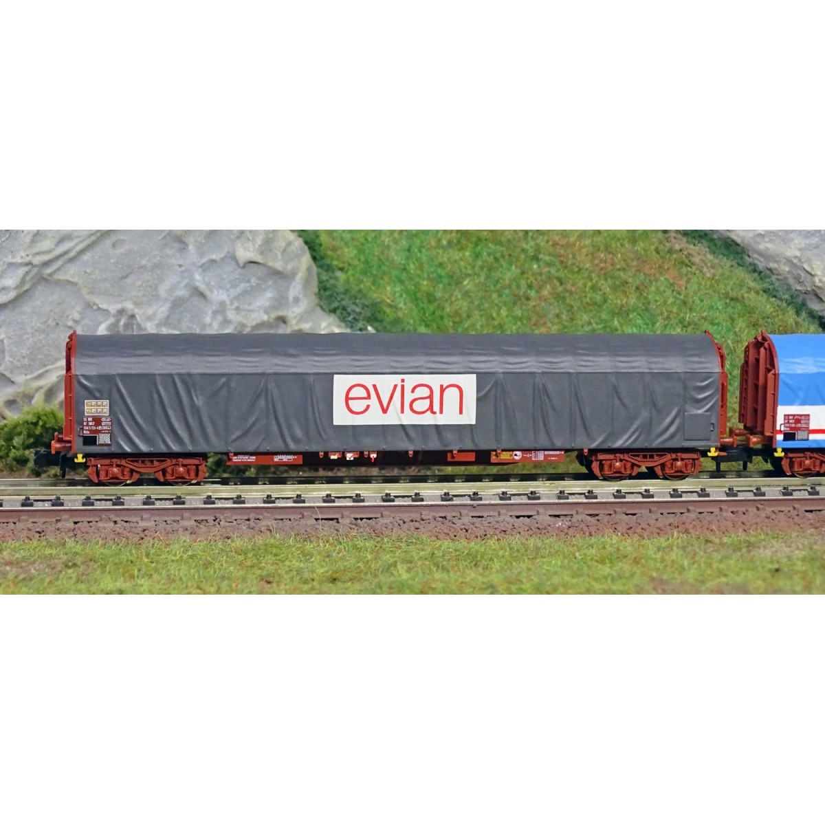 MiniTrix 15375 Set of 3 sliding-sided wagons "Transport of...