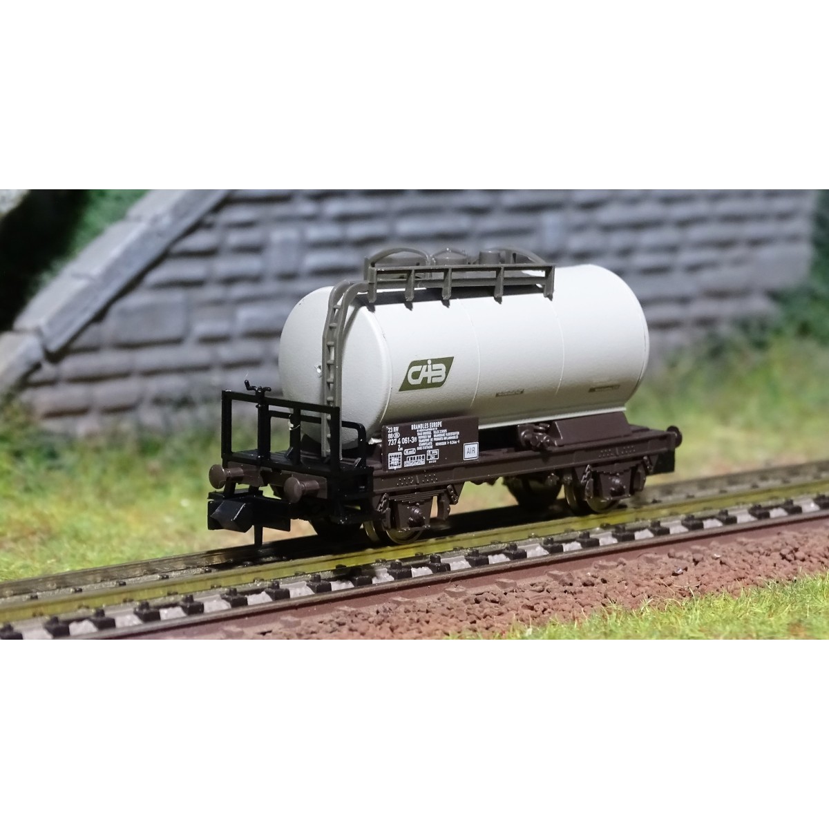 MiniTrix 18084 Tank Wagons, SNCB, CAIB, N scale - Trix - Trix_... MiniTrix 18084 Tank Wagons, SNCB, CAIB, N scale - Trix - Trix_...