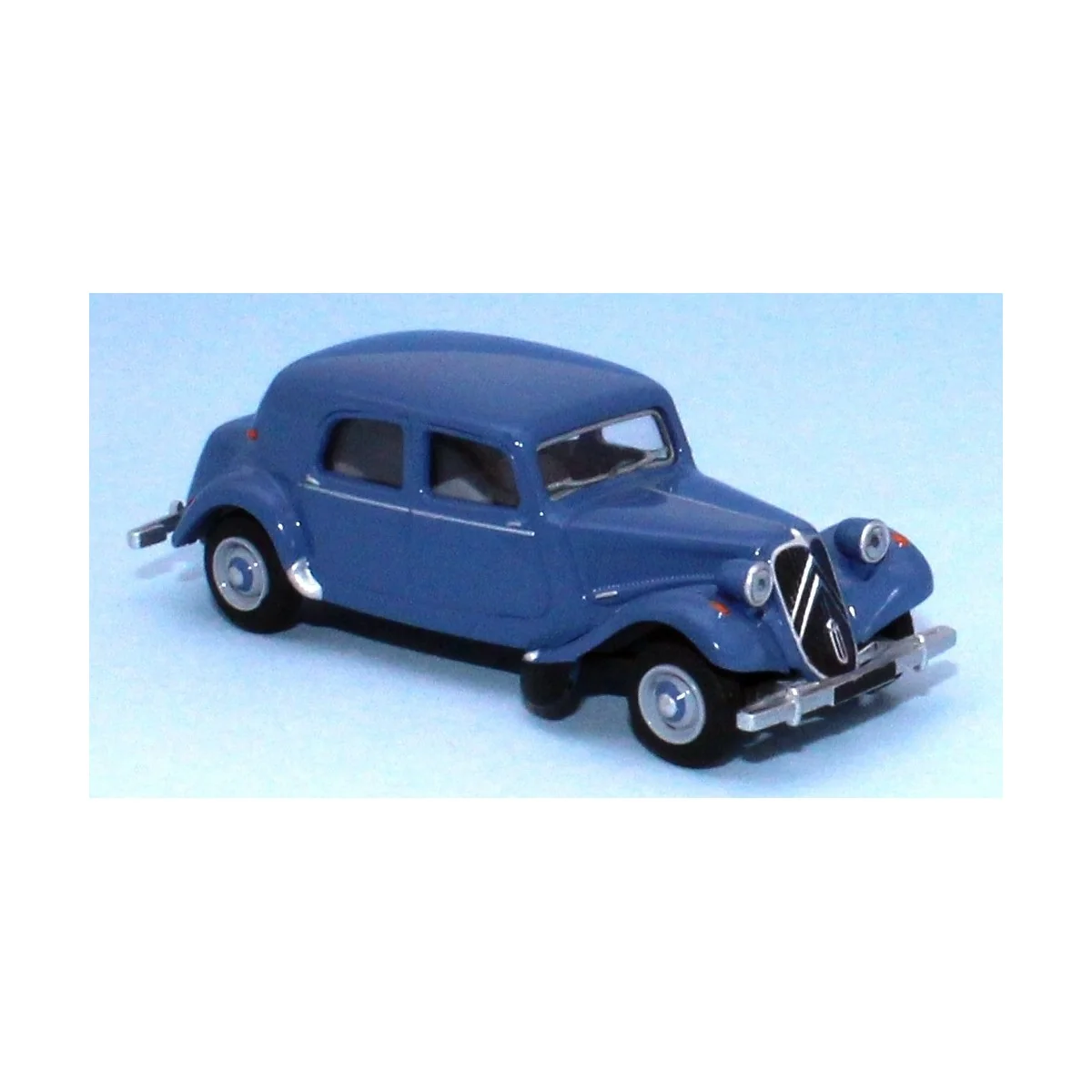 SAI 6101 Citroën Traction 11B 1952, bleu d'Islande Sai Sai_6101 - 1 SAI 6101 Citroën Traction 11B 1952, bleu d'Islande Sai Sai_6101 - 1