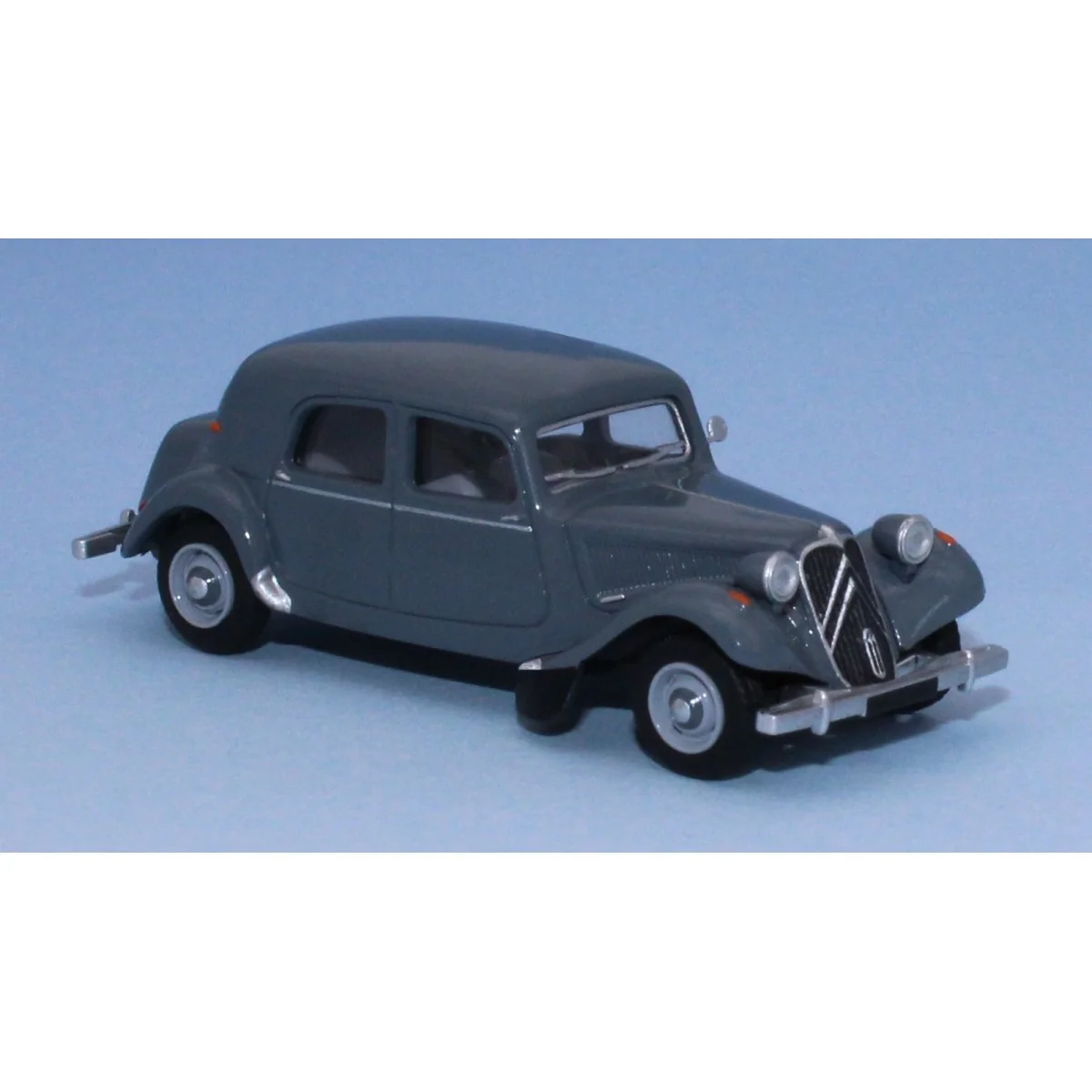 SAI 6103 Citroën Traction 11B 1952, heather grey - Sai_6103