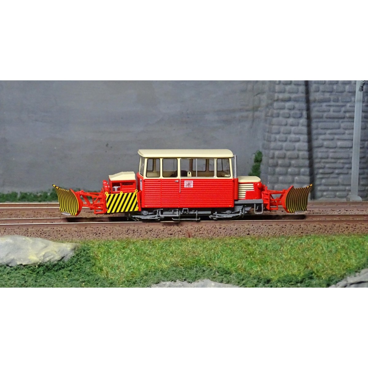 Ree Modeles MB-108.S Draisine DU65 Snowplow, clip-on headlight, Sou...