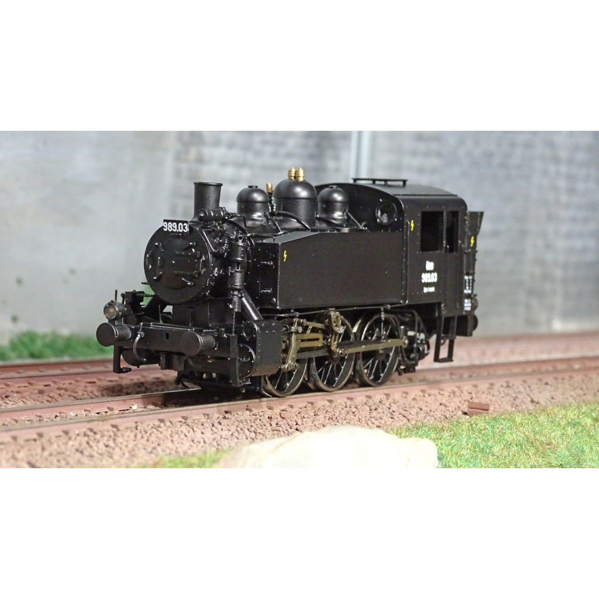 Ree Modeles MB 043.S 030 TU OBB 989.03 steam locomotive, digital so...