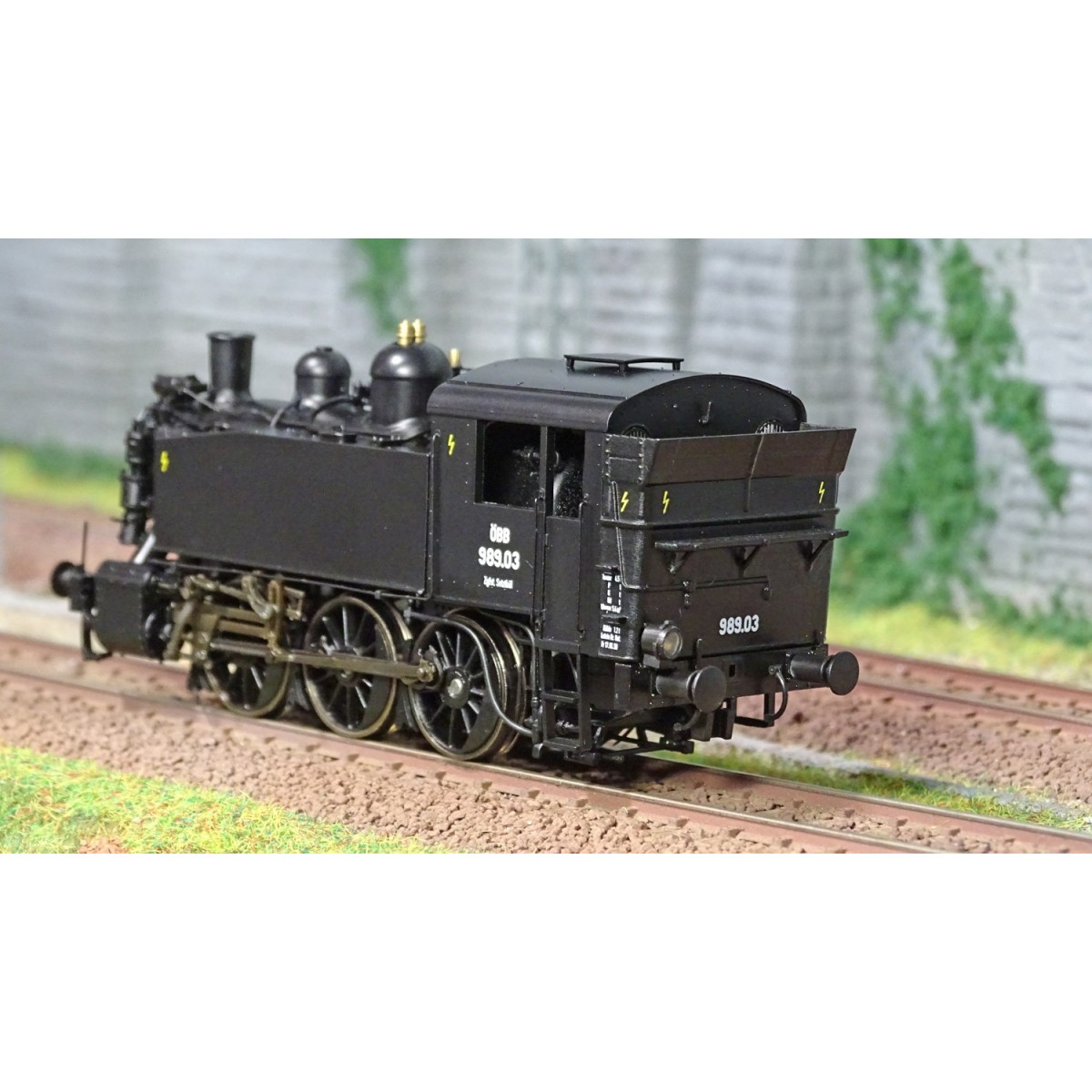 Ree Modeles MB 043.S 030 TU OBB 989.03 steam locomotive, digital so...