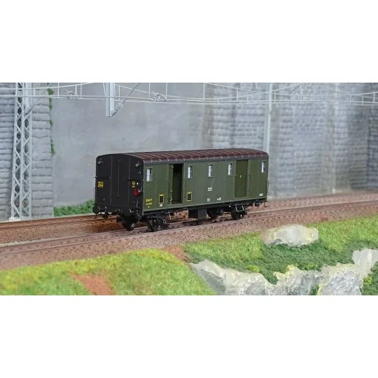 VB-113S-Ree Modeles VB 112S OCEM 30 van, black roof, ex-ETAT, SNCF, BATTIGNOLES, lights, digital motorized doors