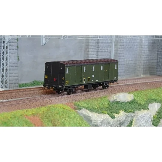 Ree Modeles VB 113S OCEM 30 van, black roof, ex-ETAT, SNCF, SAUTTEV... VB-114S-Ree Modeles VB 113S OCEM 30 van, black roof, ex-ETAT, SNCF, SAUTTEVILLE, lights, digital motorized doors - VB-114S