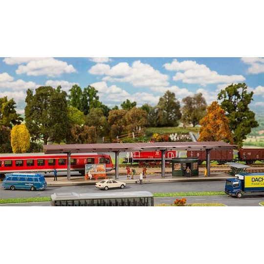 Faller_131366-copy of Faller 190244 Maquette, quai PLM