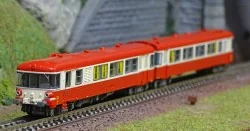 REE Modeles NW 169 EAD X-4502 Railcar + XR-8545 Trailer, red roof, ...