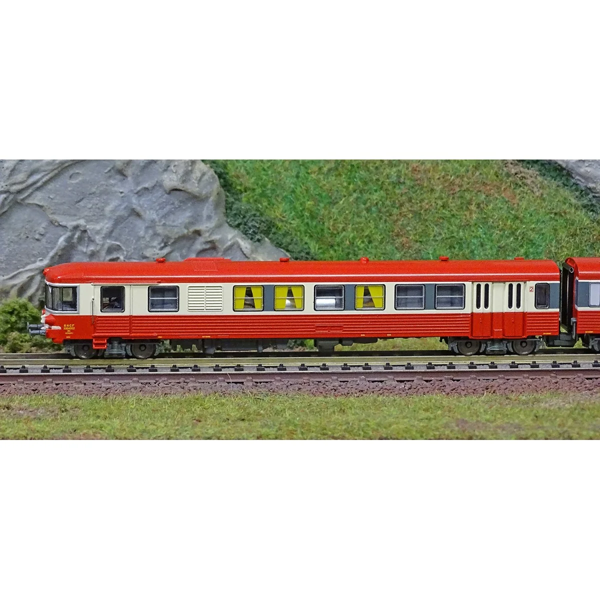 REE Modeles NW 169 EAD X-4502 Railcar + XR-8545 Trailer, red roof, ...