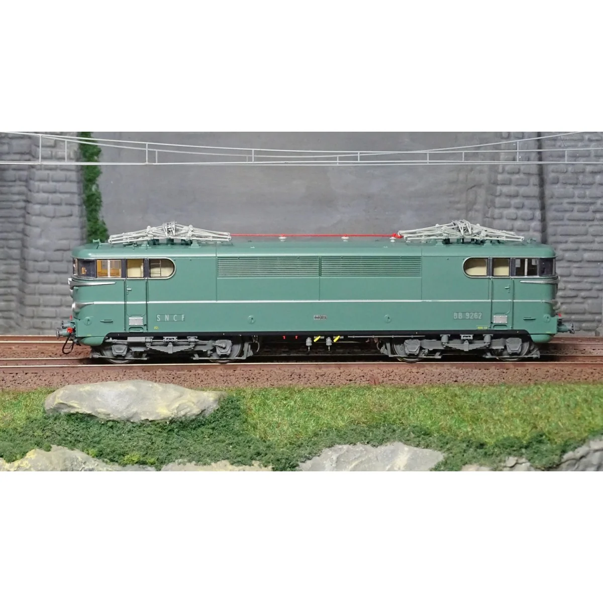 Ree Modeles MB080.S BB 9262 electric locomotive, originally green, ...