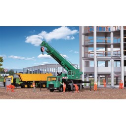 Kibri 15210 3-axle mobile crane, MAN - Kibri_15210