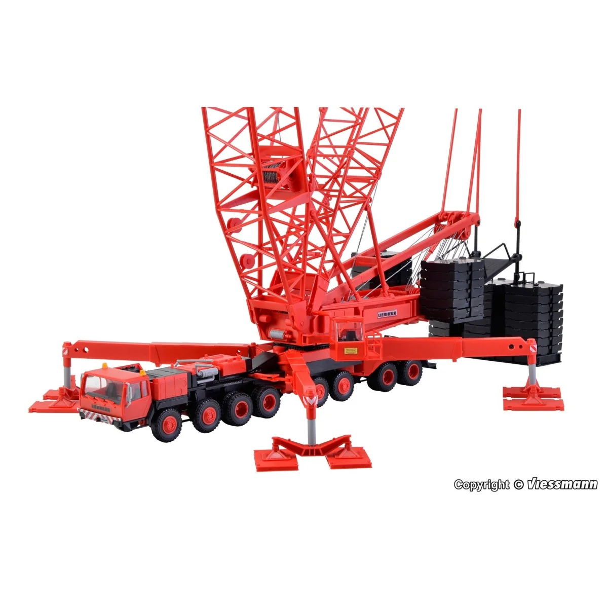 Kibri copy 13579 Actros truck, tank transporter with auxiliary cran... Kibri copy 13579 Actros truck, tank transporter with auxiliary cran...