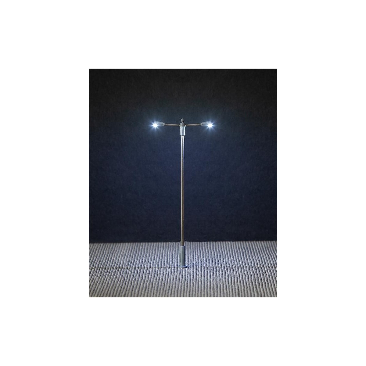 Faller 180203 Lighting, Floor lamp with 9.3cm extension, two arms, ...