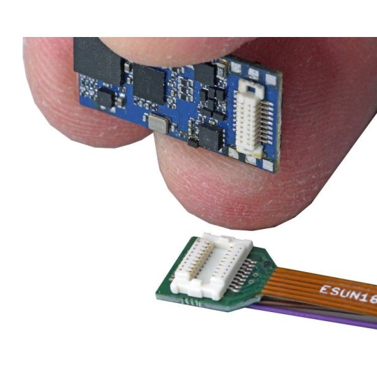 Esu_58816-copy of Esu 58810 Décodeur sonore Micro vierge Nem 652, 8 broches, Loksound V5