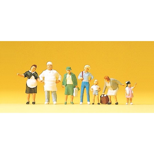 Preiser_10275-copy of Preiser 10279 Personnages, la famille Dupont à rothenburg