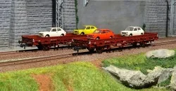 Roco 67086 Set of 2 two-axle cattle wagons, brown, DB, loaded ...