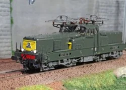 Jouef HJ2339S BB 12026 electric locomotive, SNCF, green/yellow live...