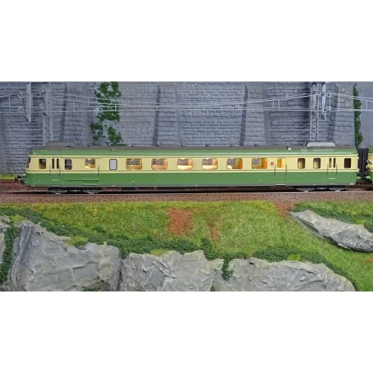 Jouef HJ2386 Autorail diesel RGP2 X 2700 à 2 voitures, SNCF, livré vert et jaune Jouef HJ2386 - 2 HJ2386-Jouef HJ2386 Autorail diesel RGP2 X 2700 à 2 voitures, SNCF, livré vert et jaune