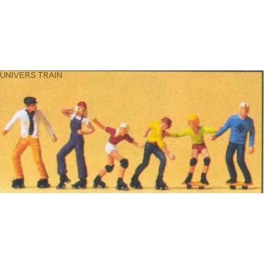 Preiser_10074-Preiser 10074 figures, roller skates and skateboards - Preiser_10074