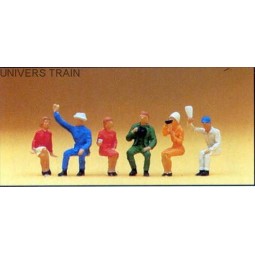 Preiser 14025 characters, seated spectators - Preiser - Preiser_14025