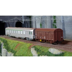 Jouef HJ4183 Set de 1 voiture voyageurs DEV Inox et wagon G4, SNCF Jouef HJ4183 - 4