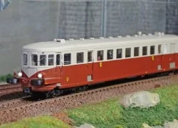 Mistral 21-05-G001 X 3703 diesel railcar, Red/Cream, Ile Napoléon, ...