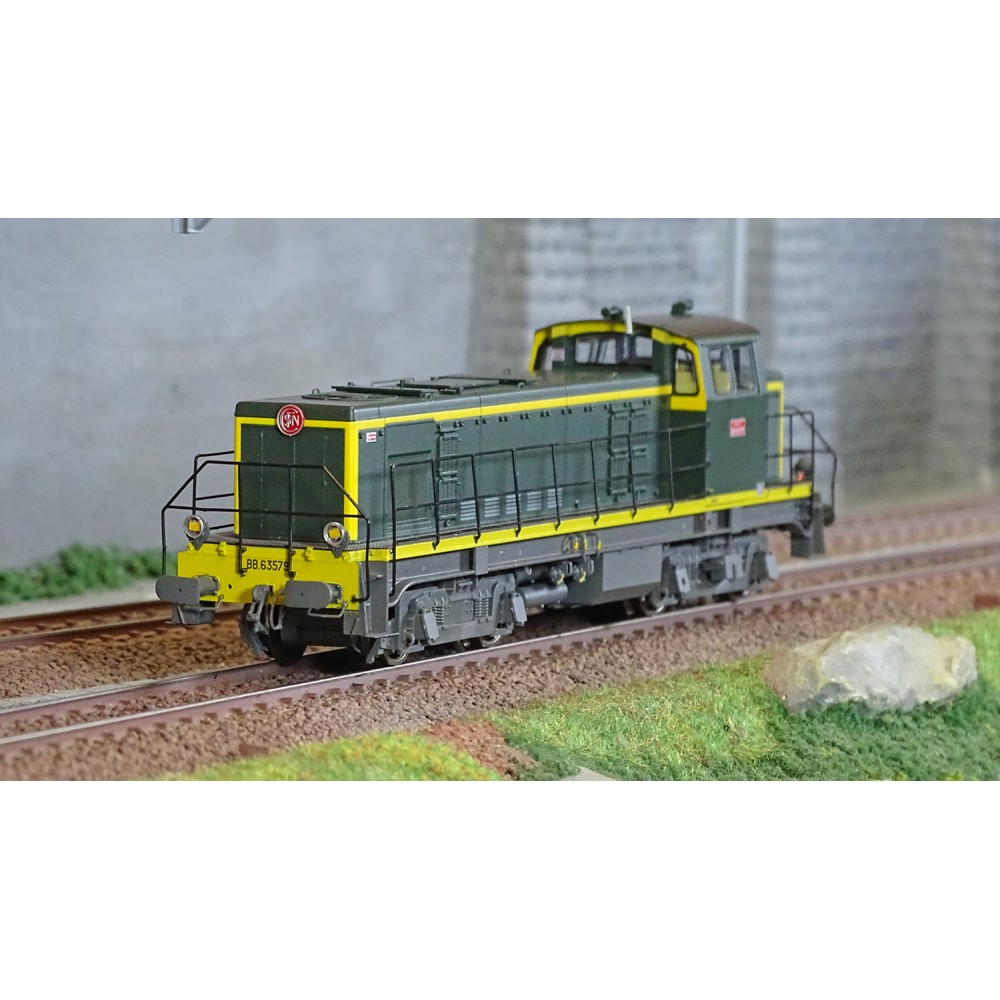 Ree Access JM009 Locomotive diesel BB 63579, vert 301, plaques en relief, SNCF Ree Modeles JM-009 - 1