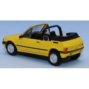 SAI 6322 Peugeot 205 cabriolet CT, jaune genêt Sai Sai_6322 - 2