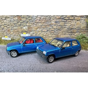 Ree Modeles CB166 Voiture Renault R5 Alpine Turbo 1981, Bleue Ree Modeles CB-166 - 2