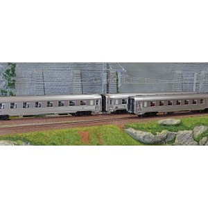 Jouef HJ4175 Set de 3 voitures voyageurs courtes DEV Inox, SNCF, B8 / B8 / A6D, ep.III Jouef HJ4175 - 1