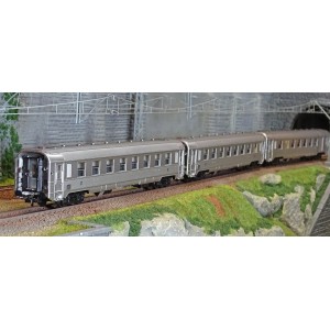 Jouef HJ4175 Set de 3 voitures voyageurs courtes DEV Inox, SNCF, B8 / B8 / A6D, ep.III Jouef HJ4175 - 3